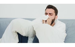 سرماخوردگی خطر ابتلا به کرونا را کاهش می‌دهد؟